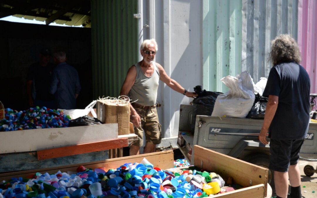 LE COUDRAY-MONTCEAUX : L’ASSOCIATION QUI TRANSFORME LES BOUCHONS